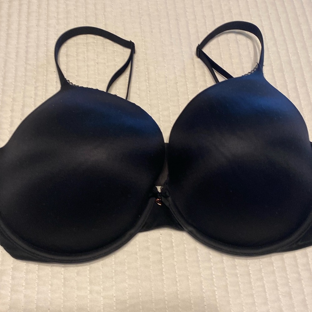 Victoria’s Secret body by Victoria perfect shape